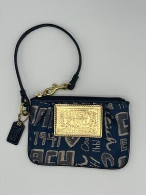 Vintage Y2K Coach Poppy Graffiti Wristlet in Navy & Gold